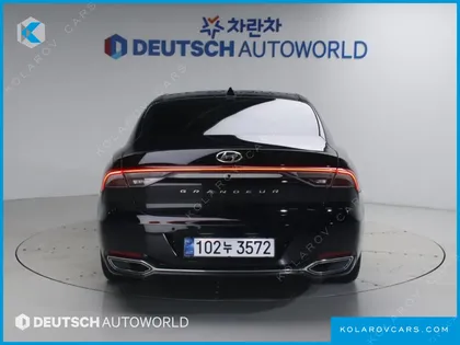 HYUNDAI GRANDEUR LE BLANC