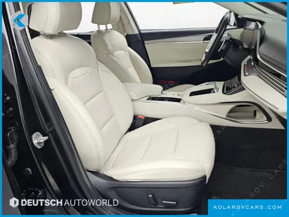 HYUNDAI GRANDEUR LE BLANC