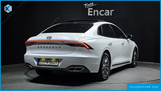HYUNDAI GRANDEUR CALLIGRAPHY