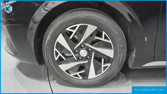 HYUNDAI GRANDEUR PREMIUM CHOICE