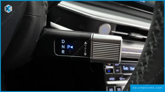 HYUNDAI GRANDEUR PREMIUM
