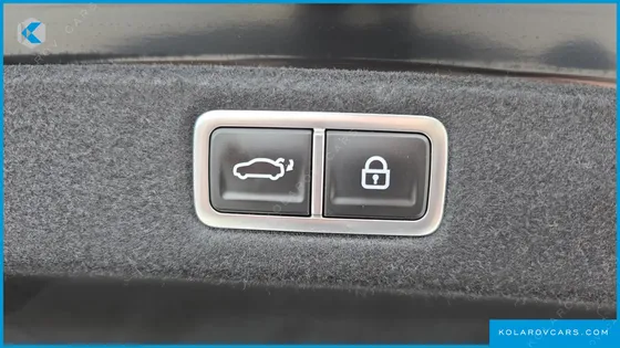 HYUNDAI GRANDEUR PREMIUM
