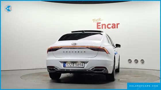 HYUNDAI GRANDEUR LE BLANC