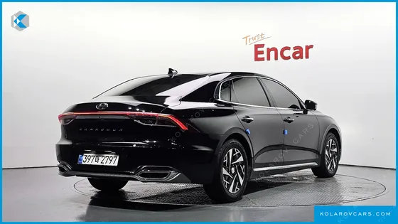 HYUNDAI GRANDEUR LE BLANC
