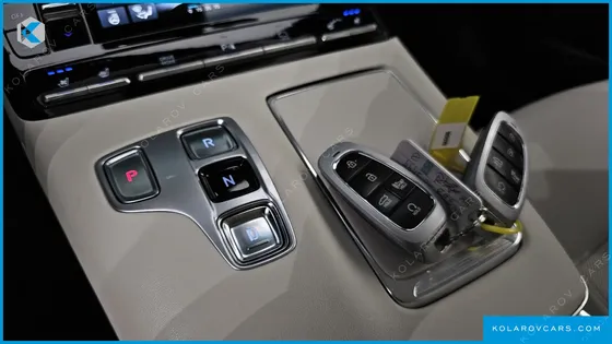 HYUNDAI GRANDEUR LE BLANC