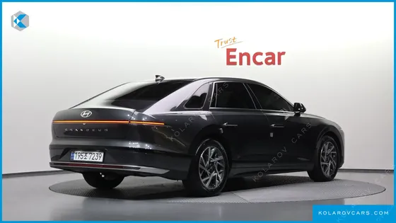 HYUNDAI GRANDEUR PREMIUM