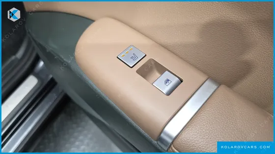 HYUNDAI GRANDEUR PREMIUM