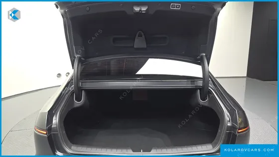 HYUNDAI GRANDEUR PREMIUM