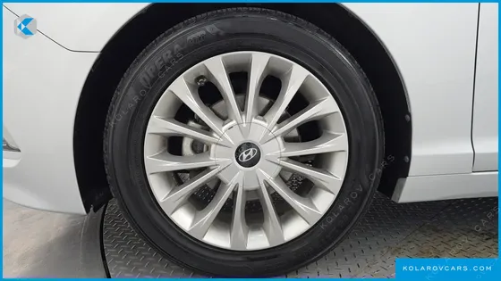 HYUNDAI SONATA 2.0 CARE+