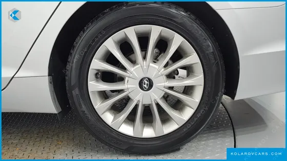 HYUNDAI SONATA 2.0 CARE+