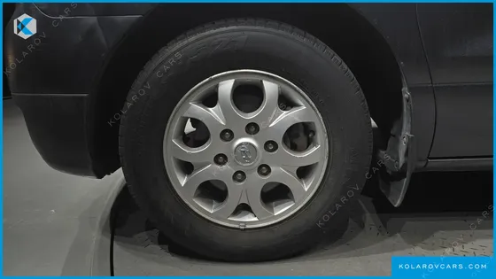 HYUNDAI STAREX 3-SEATER VAN