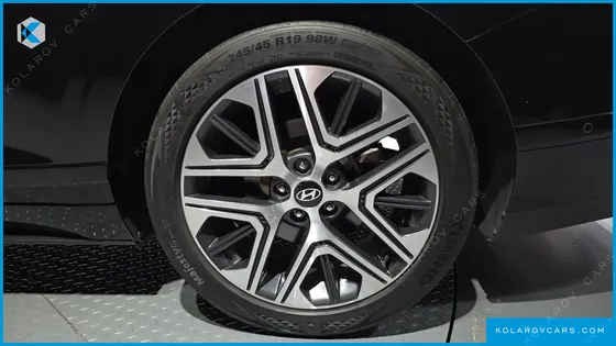 HYUNDAI GRANDEUR EXCLUSIVE