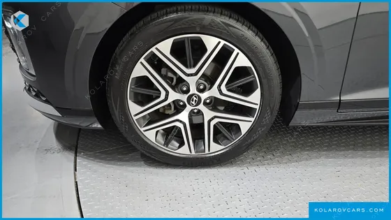 HYUNDAI GRANDEUR PREMIUM