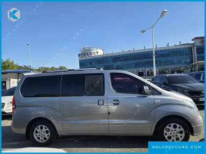 HYUNDAI STAREX CAMPING CAR