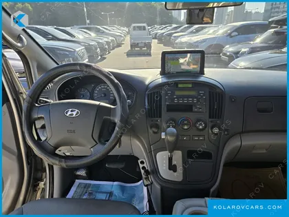 HYUNDAI STAREX CAMPING CAR