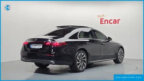 MERCEDES E-CLASS E300 4MATIC EXCLUSIVE