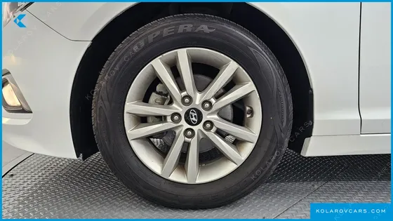 HYUNDAI SONATA 2.0 STYLE