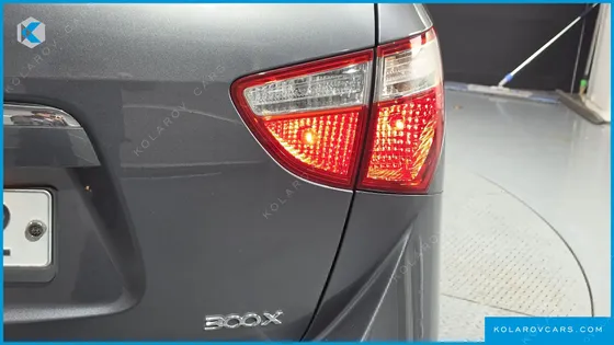 HYUNDAI VERACRUZ DIESEL 2WD 300X