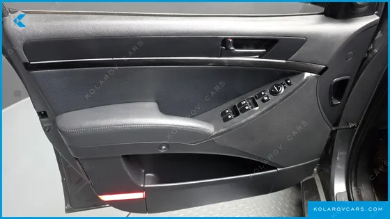 HYUNDAI VERACRUZ DIESEL 2WD 300X