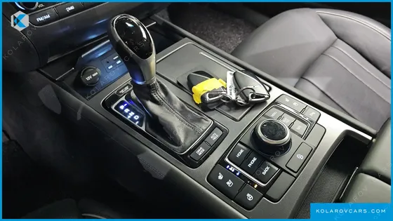 HYUNDAI GENESIS G330 PREMIUM AWD