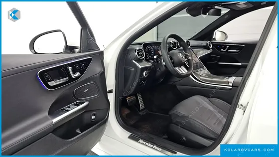 MERCEDES C-CLASS C300 4MATIC AMG LINE