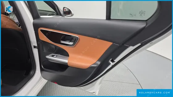 MERCEDES C-CLASS C200 AVANTGARDE