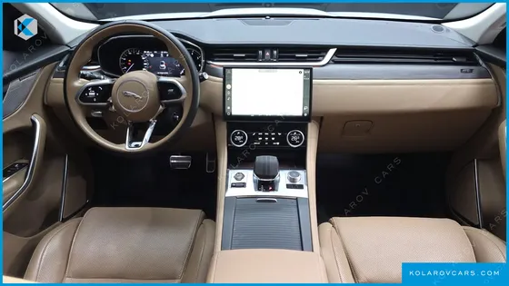 JAGUAR F-PACE P 250 SE