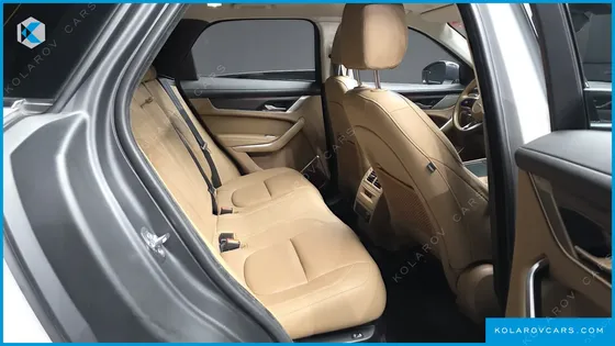 JAGUAR F-PACE P 250 SE