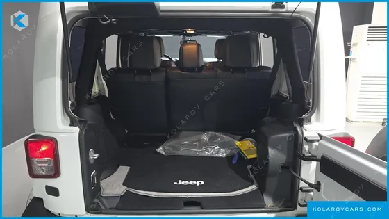 JEEP WRANGLER 2.8 DIESEL SAHARA 4DOOR