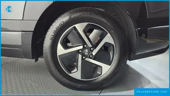 HYUNDAI IONIQ 9 CRUISE TYPE AWD