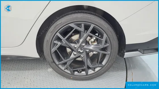 HYUNDAI ELANTRA (AVANTE) INSPIRATION N LINE