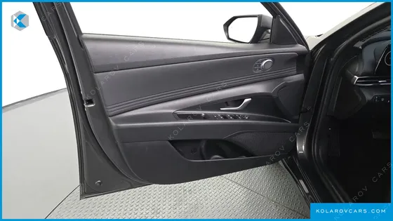 HYUNDAI ELANTRA (AVANTE) MODERN