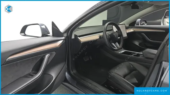 TESLA MODEL 3 LONG RANGE AWD