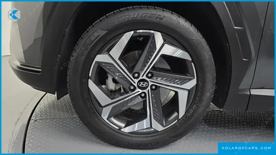 HYUNDAI TUCSON GASOLINE 1.6 TURBO 4WD