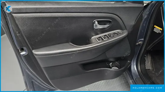 KIA CARENS 2.0 LPI PRESTIGE