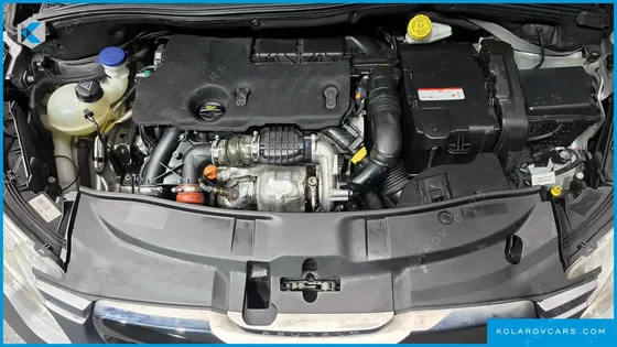 PEUGEOT 2008 1.6 E-HDI FELINE