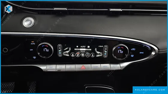 GENESIS GV70 E-AWD