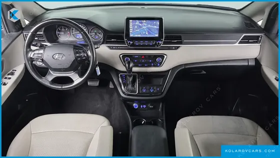 HYUNDAI STAREX 4WD LIMOUSINE