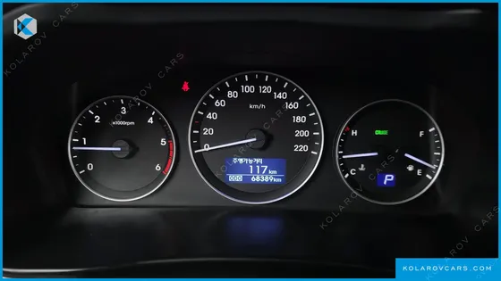 HYUNDAI STAREX 4WD LIMOUSINE