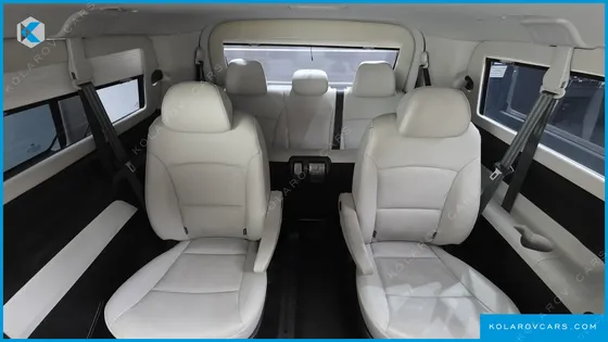 HYUNDAI STAREX 4WD LIMOUSINE