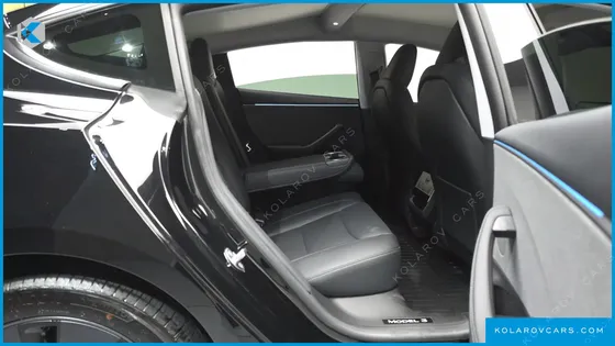 TESLA MODEL 3 RWD