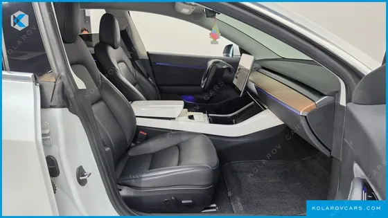 TESLA MODEL 3 LONG RANGE AWD