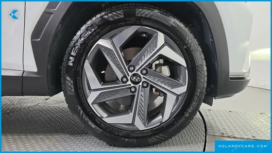 HYUNDAI TUCSON DIESEL 2.0 2WD