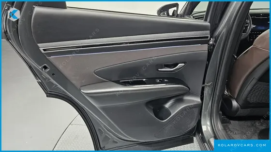 HYUNDAI TUCSON DIESEL 2.0 2WD