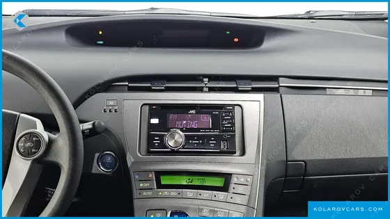 TOYOTA PRIUS 1.8 E
