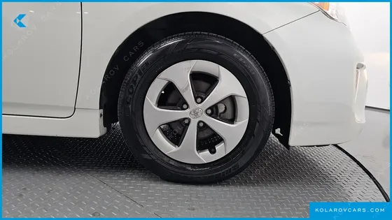 TOYOTA PRIUS 1.8 E