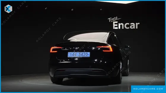 TESLA MODEL 3 RWD