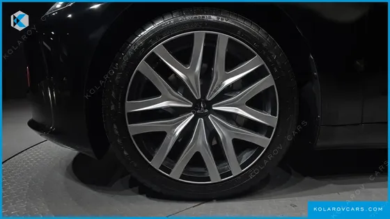 TESLA MODEL 3 RWD