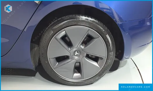 TESLA MODEL 3 LONG RANGE AWD
