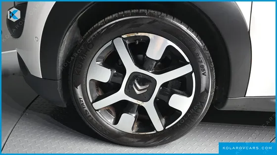 CITROËN C4 CACTUS 1.6 BLUEHDI SHINE